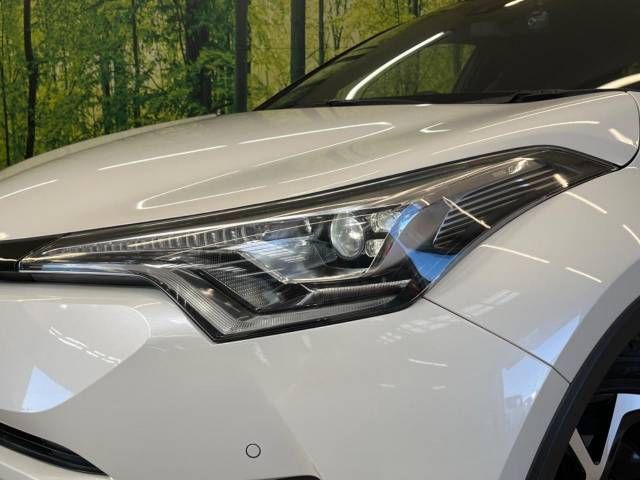 Toyota C-HR 2017-11 12509-13