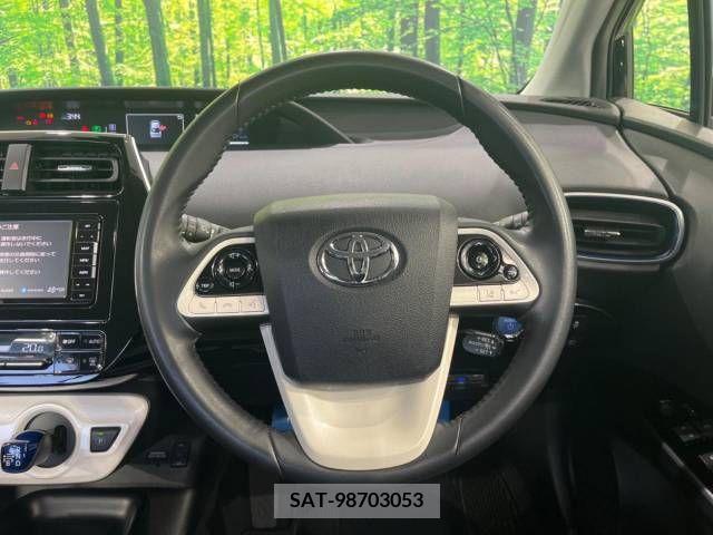 Toyota PRIUS 2018-11 282083-11
