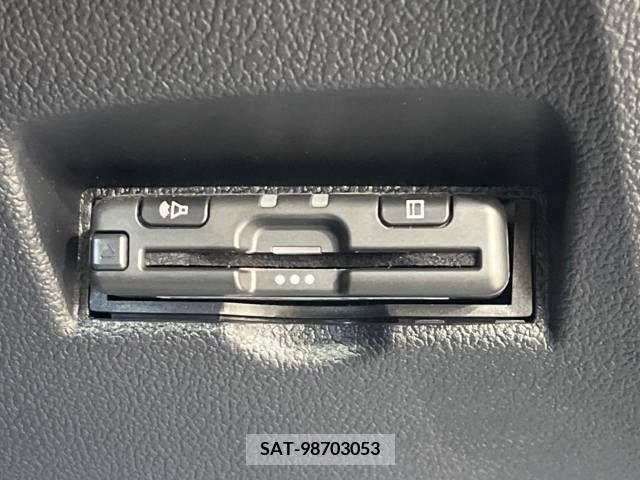 Toyota PRIUS 2018-11 282083-6