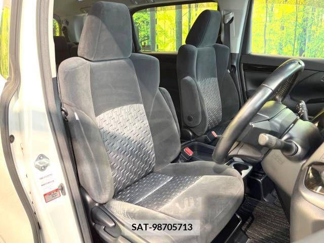 Toyota VELLFIRE 2017-05 369740-7
