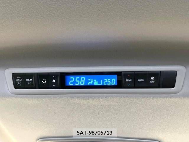 Toyota VELLFIRE 2017-05 369740-5