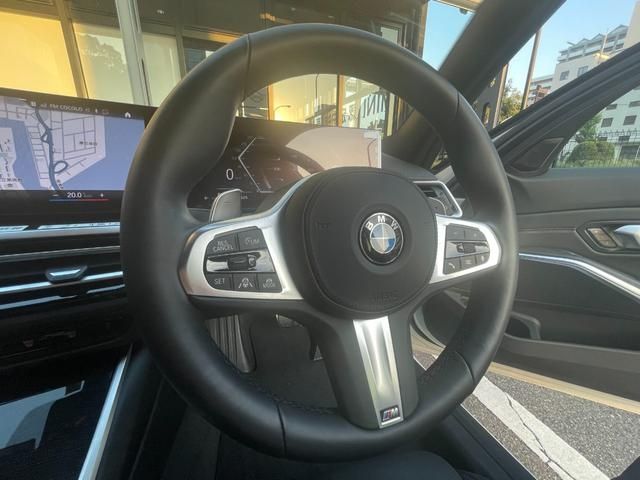 Bmw 3 SERIES 2023-04 12977-8