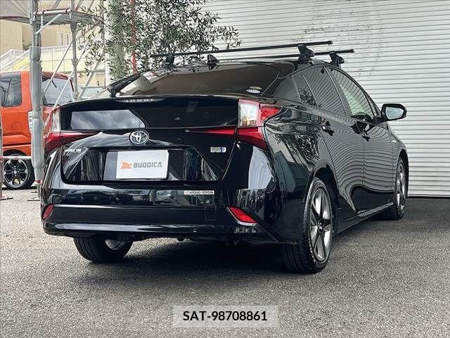 Toyota PRIUS 2019-08 366640-15