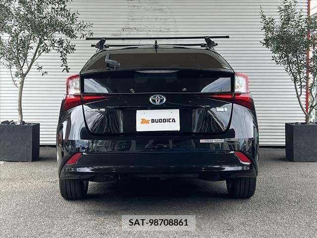 Toyota PRIUS 2019-08 366640-14