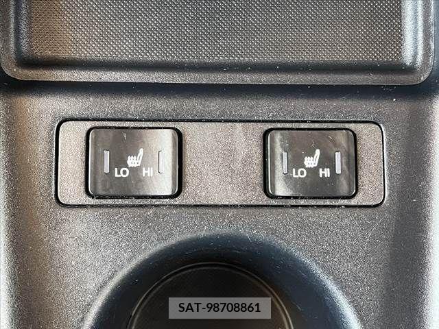 Toyota PRIUS 2019-08 366640-24