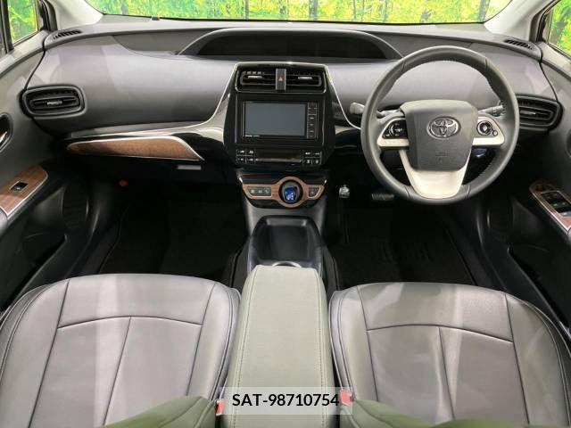 Toyota PRIUS 2016-06 221213-1