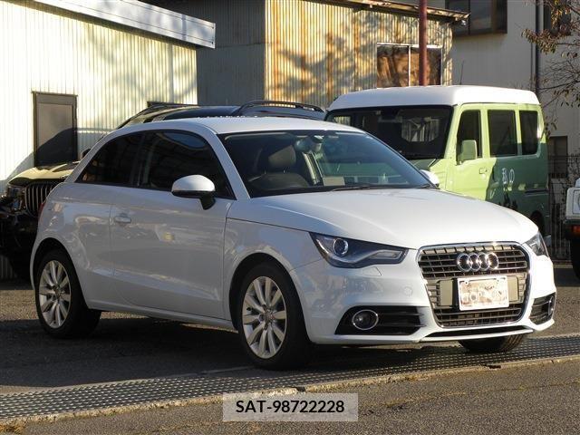 Audi A1 2013-11 253377-2