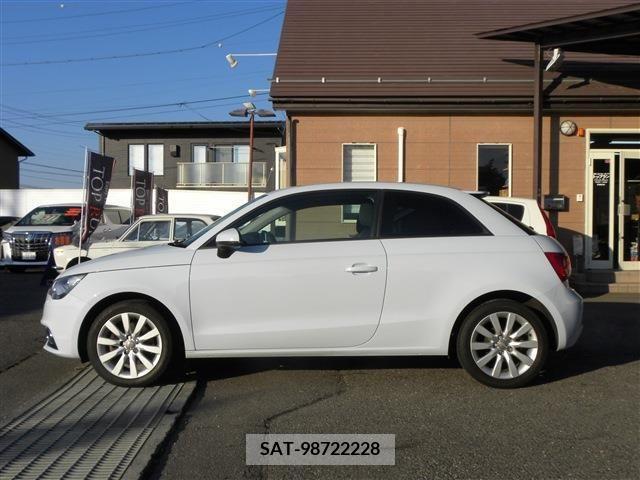 Audi A1 2013-11 253377-4