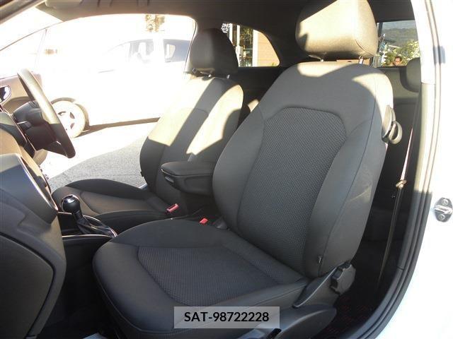 Audi A1 2013-11 253377-11