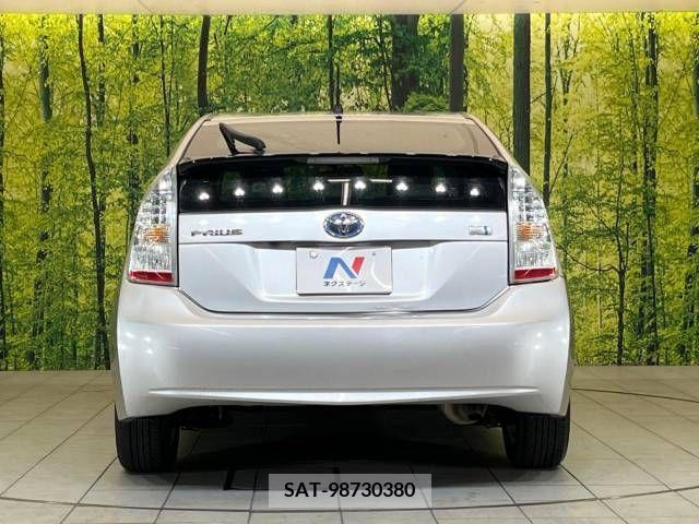 Toyota PRIUS 2009-10 321979-17