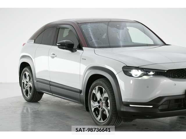 Mazda MX-30 2021-02 210000-4