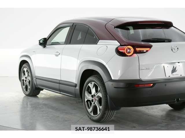 Mazda MX-30 2021-02 210000-6