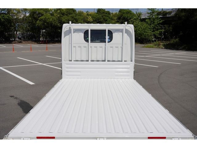 Nissan ATLAS 2018-09 196071-4