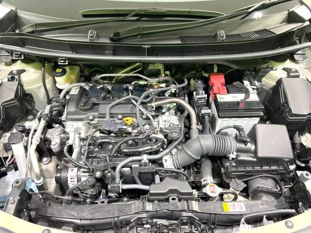 Toyota YARIS CROSS 2023-03 181145-18