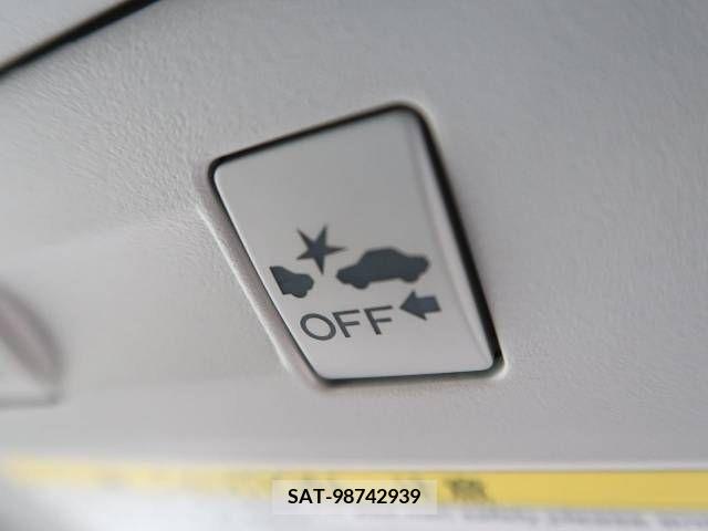Subaru FORESTER 2013-03 223680-5