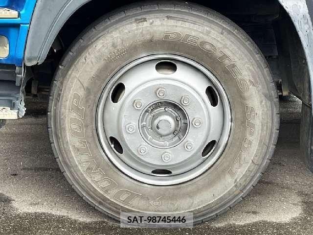 Isuzu GIGA 2009-09 301501-3