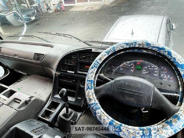 Isuzu GIGA 2009-09 301501-1