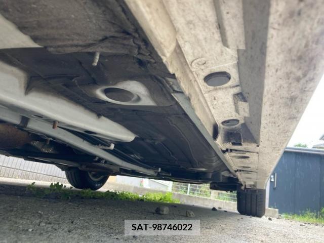 Toyota PRIUS 2014-02 393451-5