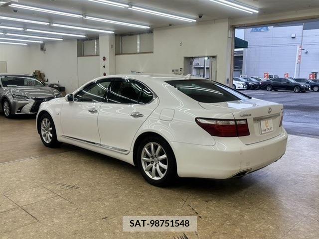 Lexus LS 2008-02 275439-6
