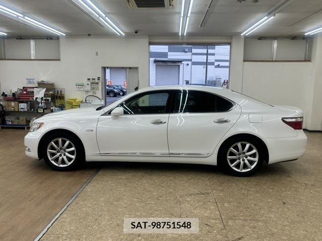 Lexus LS 2008-02 275439-7
