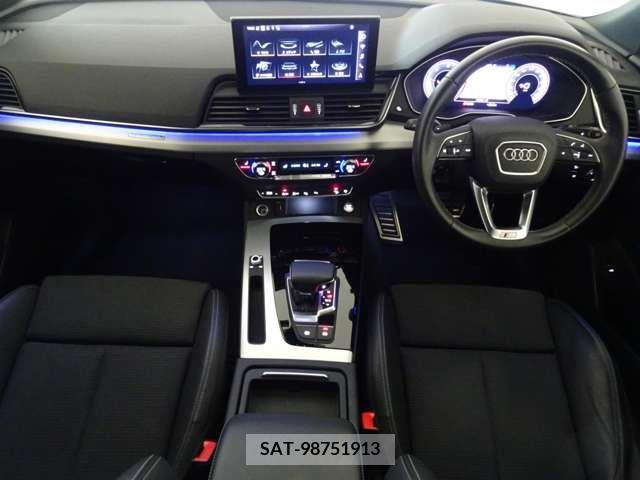 Audi Q5 2021-06 379725-7