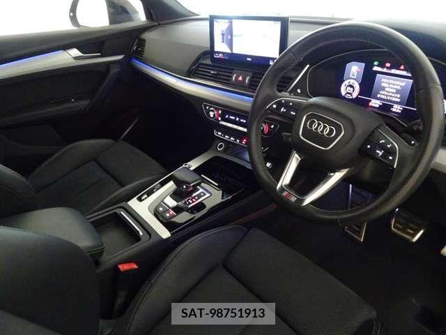 Audi Q5 2021-06 379725-8