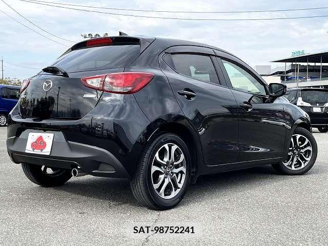 Mazda DEMIO 2015-03 237005-2