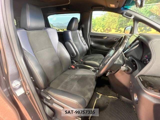 Toyota VELLFIRE 2017-04 299385-8