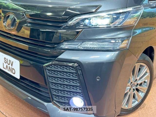 Toyota VELLFIRE 2017-04 299385-13