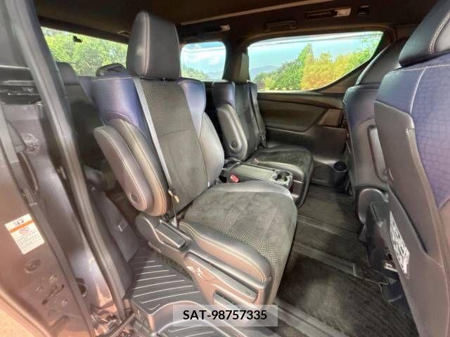 Toyota VELLFIRE 2017-04 299385-9