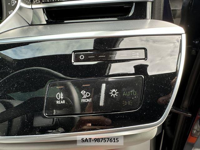 Audi S8 2020-09 208203-23