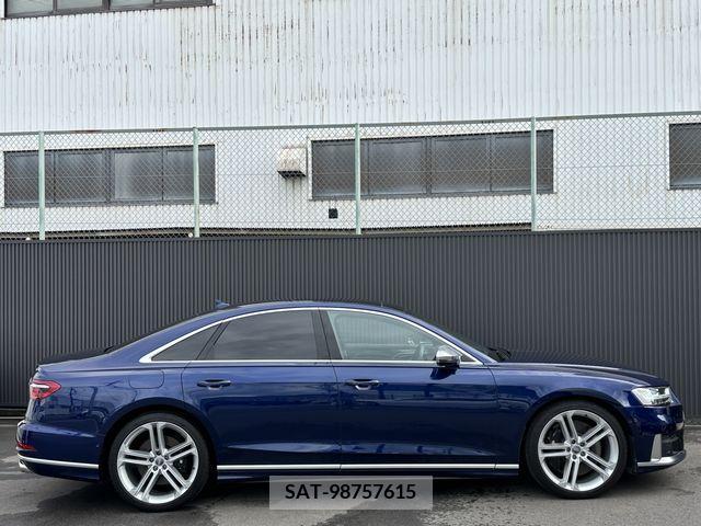 Audi S8 2020-09 208203-6