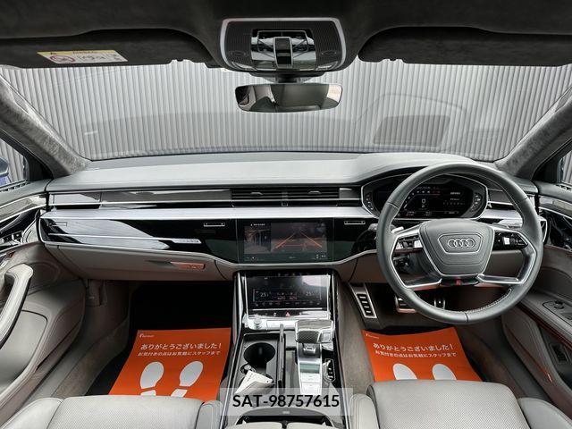 Audi S8 2020-09 208203-1