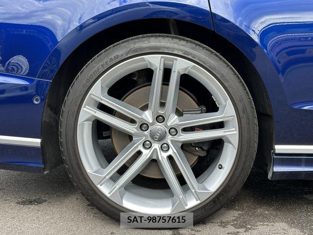 Audi S8 2020-09 208203-28