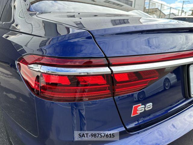 Audi S8 2020-09 208203-17