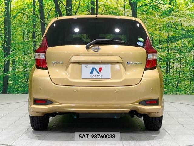 Nissan NOTE 2018-08 213400-15