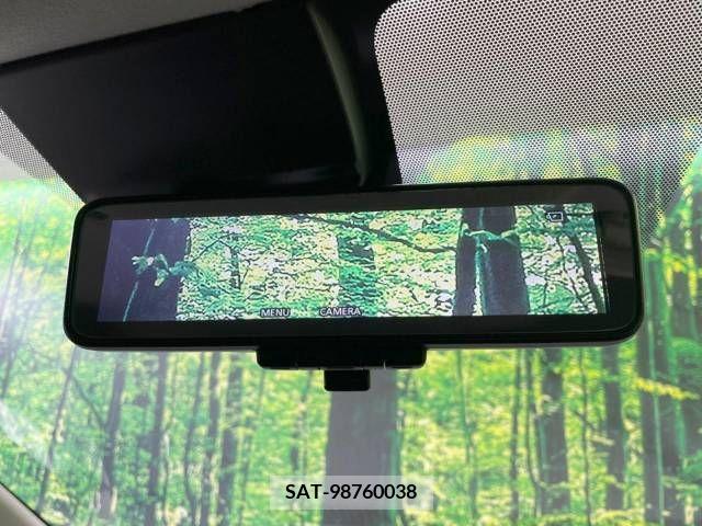 Nissan NOTE 2018-08 213400-4