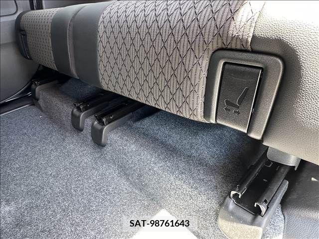 Suzuki SPACIA 2021-09 368668-18