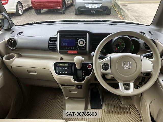 Honda N BOX 2013-08 392554-1