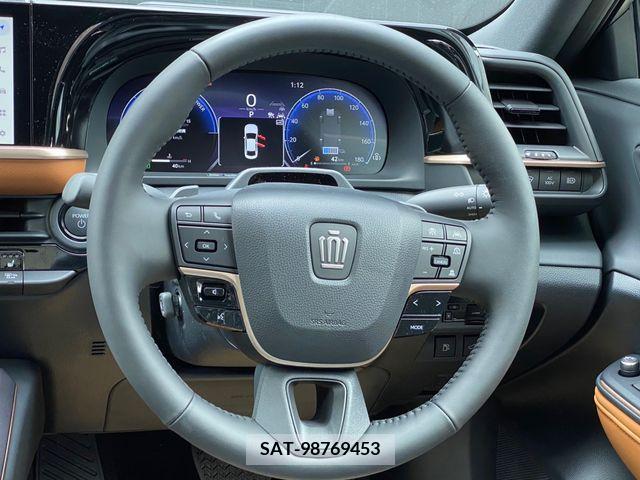 Toyota CROWN 2023-04 200635-16