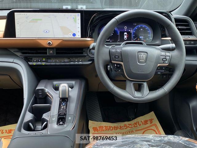 Toyota CROWN 2023-04 200635-13