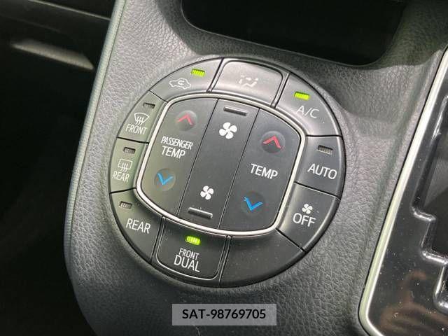 Toyota VOXY 2014-07 289086-6