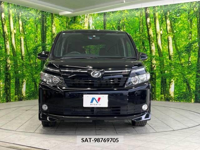 Toyota VOXY 2014-07 289086-16