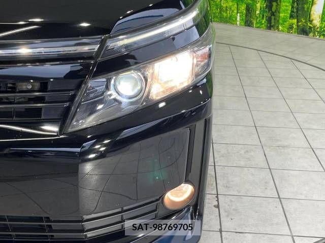 Toyota VOXY 2014-07 289086-14