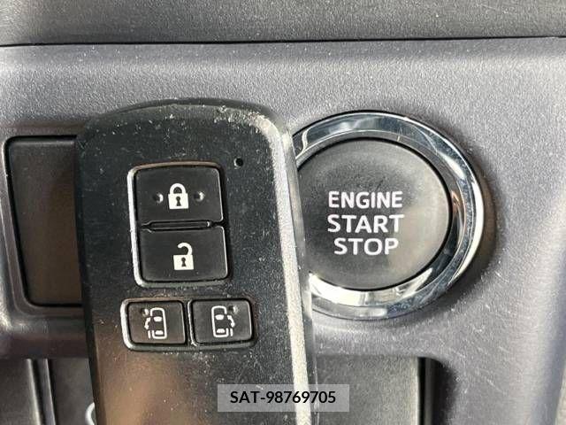 Toyota VOXY 2014-07 289086-9