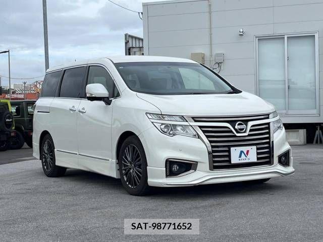 Nissan ELGRAND 2014-12 316285-19