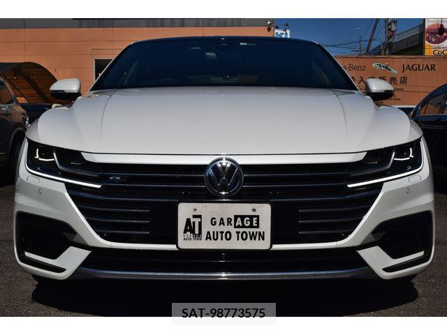 VolksWagen ARTEON 2018-02 320225-1