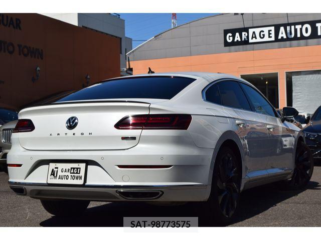 VolksWagen ARTEON 2018-02 320225-3