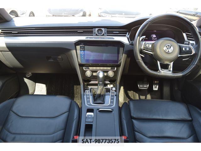 VolksWagen ARTEON 2018-02 320225-10