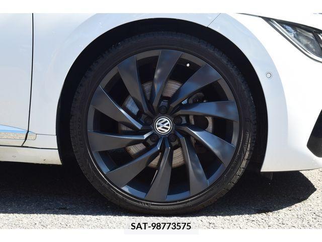 VolksWagen ARTEON 2018-02 320225-8